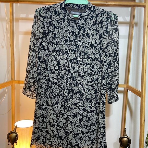 6️⃣5️⃣0️⃣ DRESS-Size - M (Fits S-M) - Picture 3 of 7